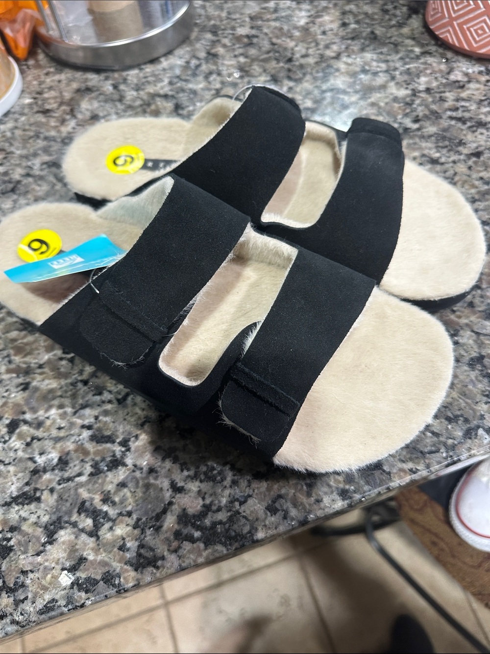 Ojai Two Bar Cozy Reef Sandals NWT